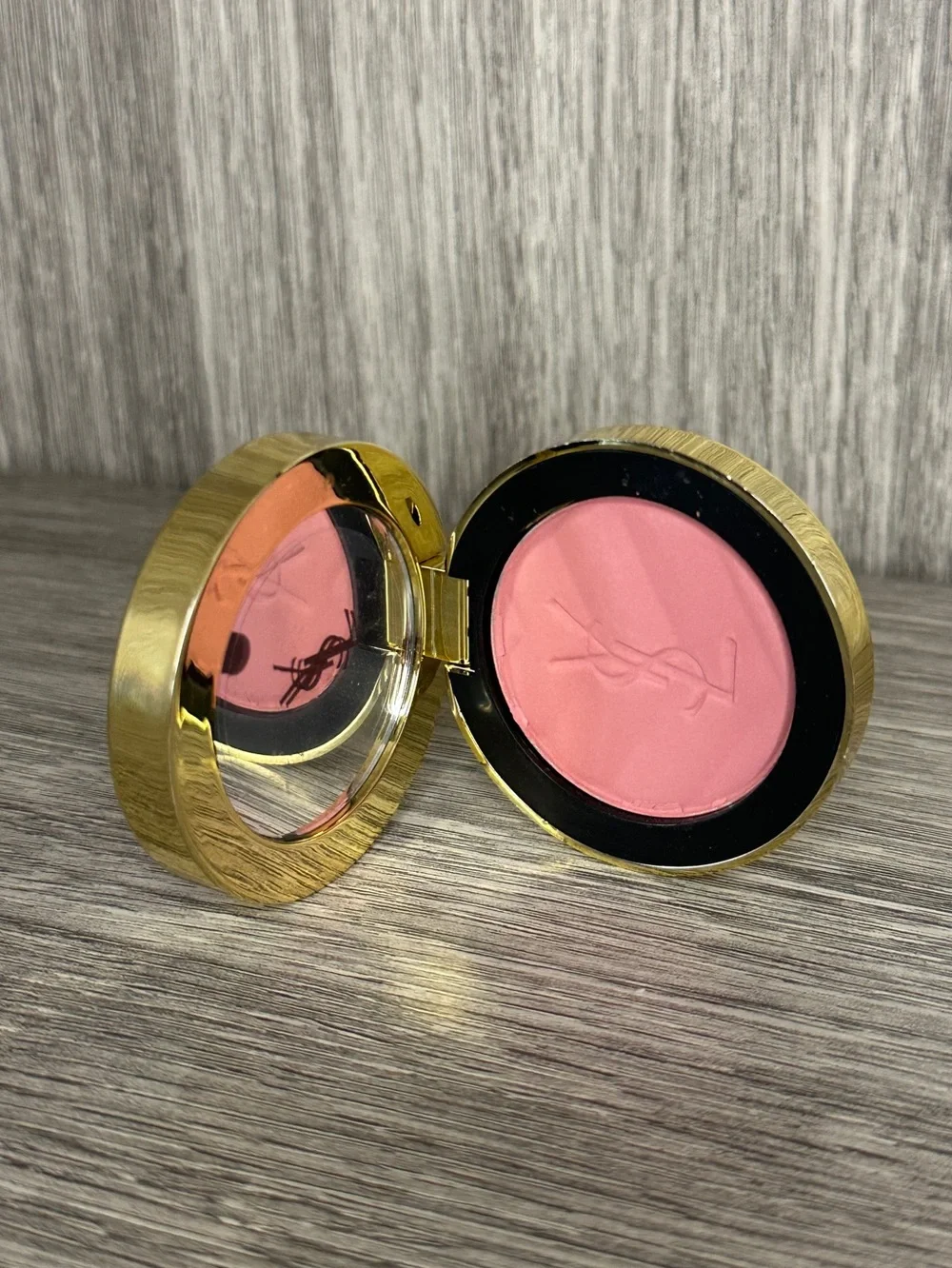 Yves Saint Laurent Make Me Blush- 44 Nude Lavalliere